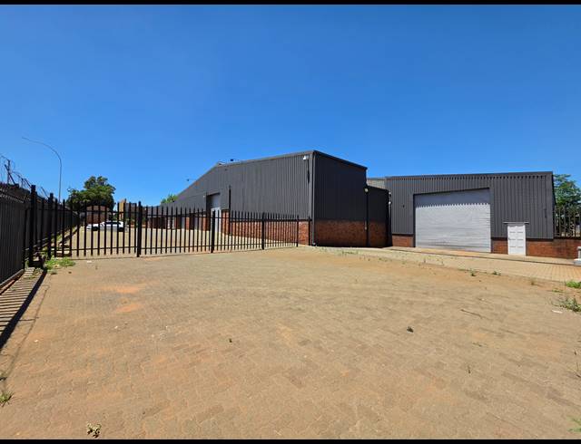 2,200M² WAREHOUSE TO LET IN WADEVILLE